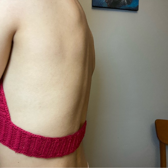 Red crop top/bralette - Picture 4 of 5